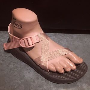 rose gold chacos amazon